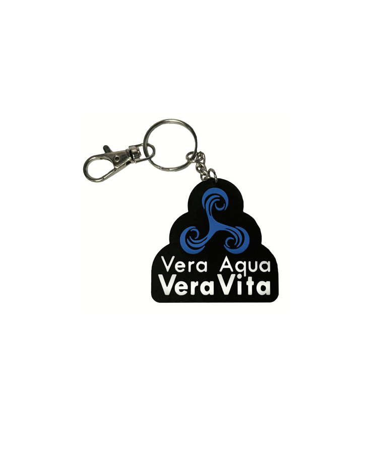 Vera Aqua Vera Vita Keychain